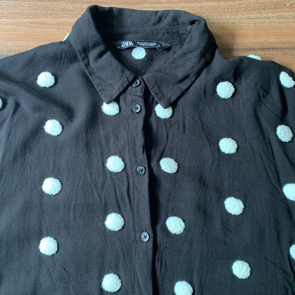 Zara polka dot button up shirt Pom poms - Picture 7 of 10